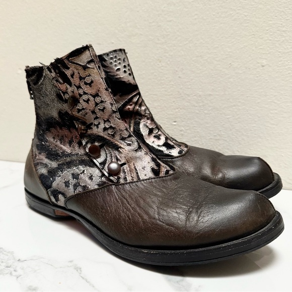 CYDWOQ Spatz-W Leather Bootie - Picture 1 of 12